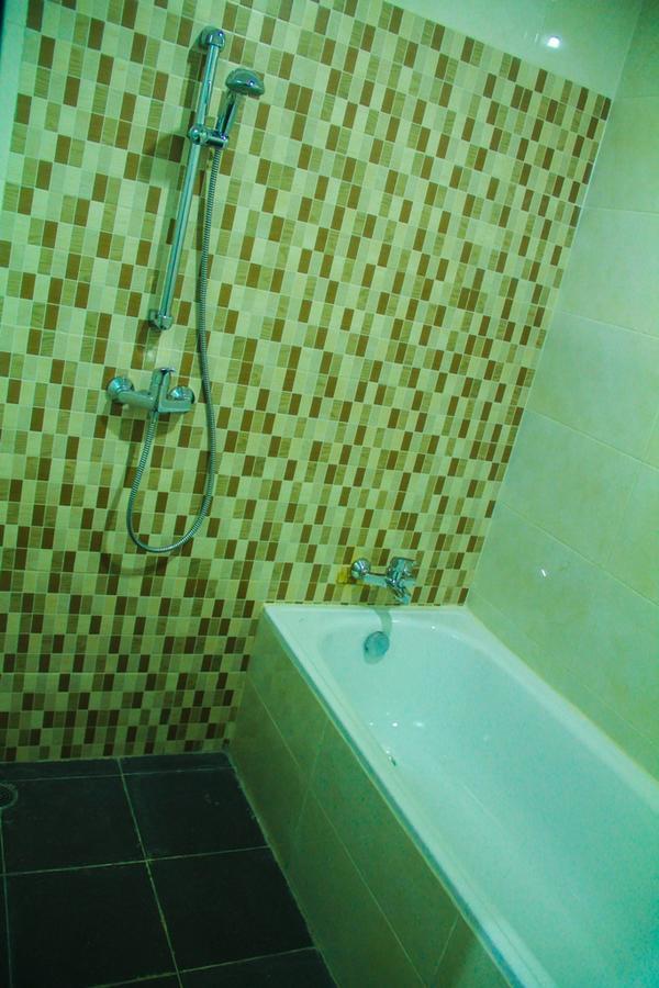 Aparthotel Country Woods Jakarta à Cilandak  Extérieur photo