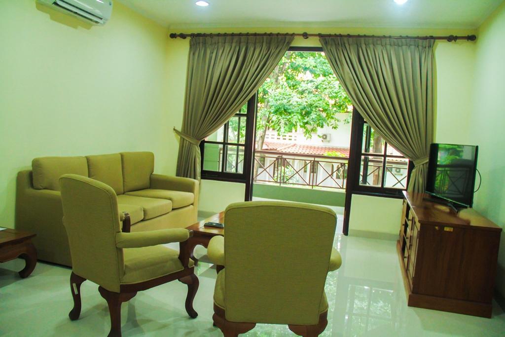 Aparthotel Country Woods Jakarta à Cilandak  Extérieur photo